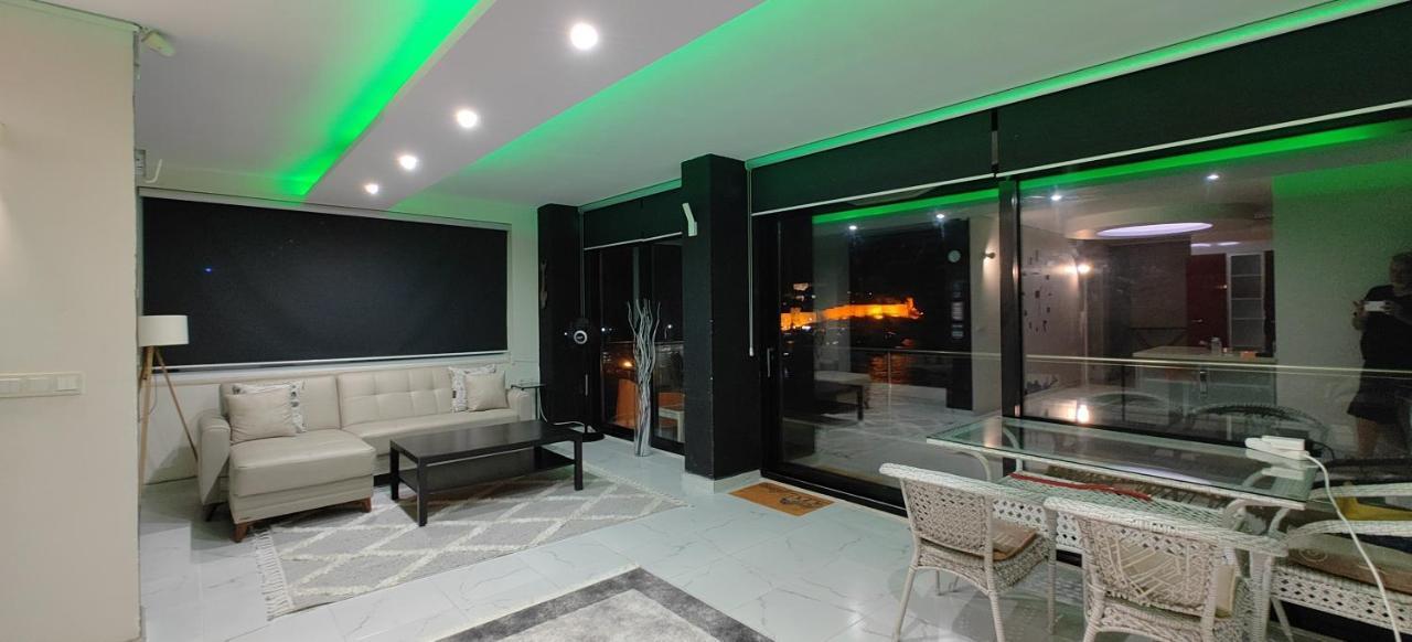 Apartamento Amazing Seaview Flat Kusadasi Exterior foto